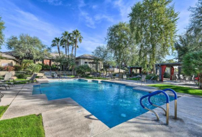 Condo with Pool and Spa Access about 7 Miles to DT Phoenix